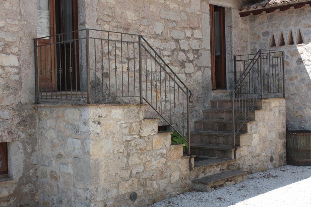 Il Vallone Di Melezzole Villa Ngoại thất bức ảnh
